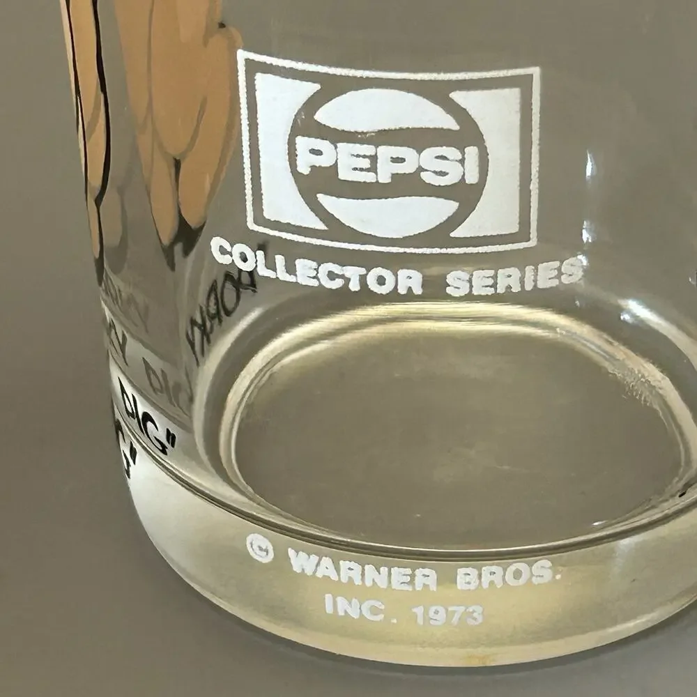 1973 Pepsi Collector’s Glasses Series Looney Tunes Porky Pig and Petunia Pig #10